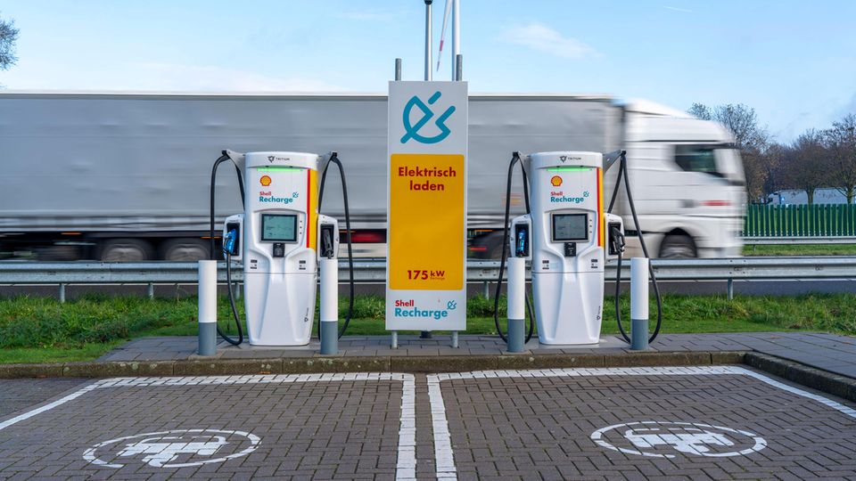 E-Ladestation Autobahn ADAC