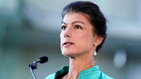 Die BSW-Vorsitzende Sahra Wagenknecht sieht die Regierungsbildung in Thüringen mit Sorge 