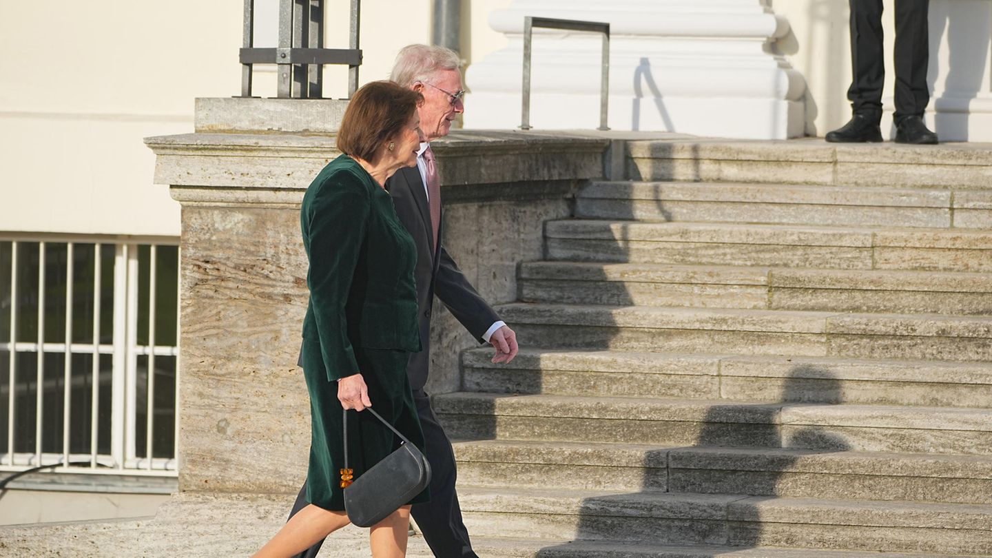 ... Horst Köhler, Bundespräsident a.D., und seine Frau Eva Luise Köhler sowie ...
