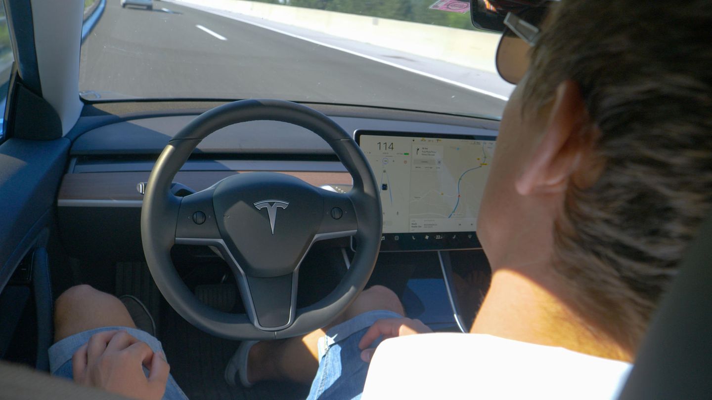 Tesla’s “Autopilot” authority targets software