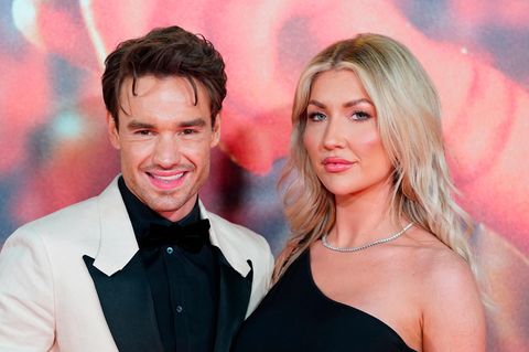 Liam Payne und Kate Cassidy im Jahr 2023 auf einem roten Teppich in London