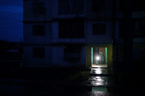 Dunkle Straßen in Havanna