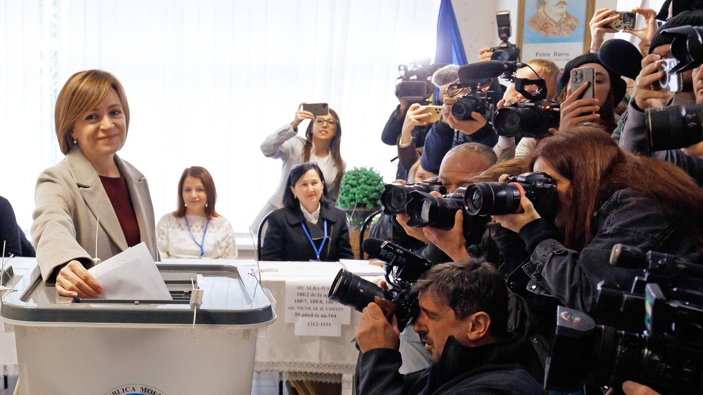 Moldova’s president complains of unprecedented election manipulation