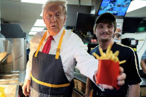 US-Wahlkampf: Donald Trump macht Wahlkampf bei McDonalds