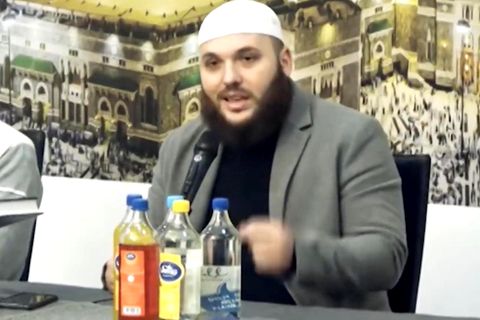 Abdul Alim Hamza: Salafistenprediger führt Rechtsstaat vor