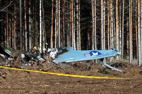 Flugzeug stürzt in Finnland ab