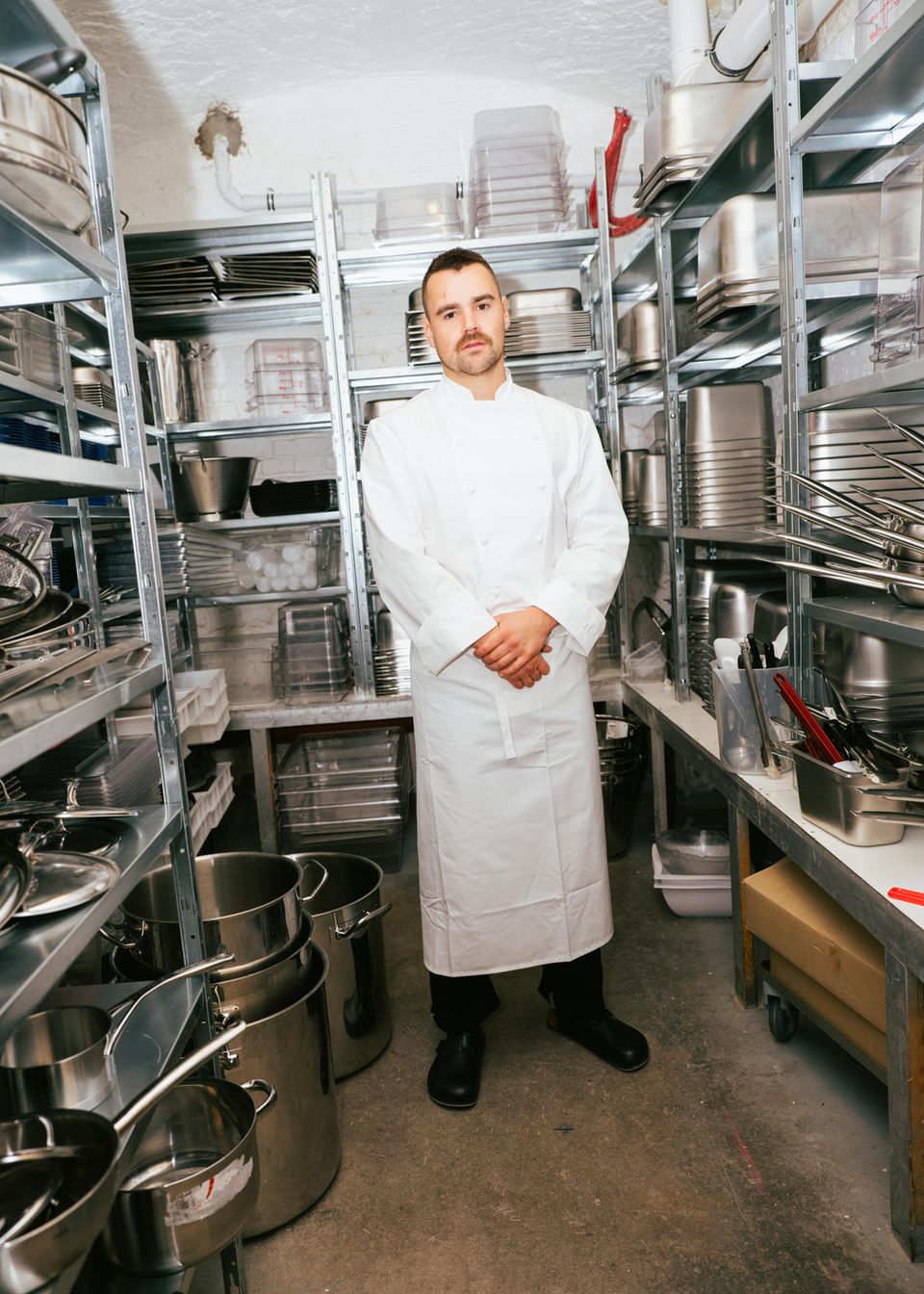 Küchenchef Tobias Beck: Küchenchef Tobias Beck hat im renommierten "Noma" in Kopenhagen und im "Ernst" in Berlin gekocht Küchenchef Tobias Beck hat im renommierten "Noma" in Kopenhagen und im "Ernst" in Berlin gekocht
