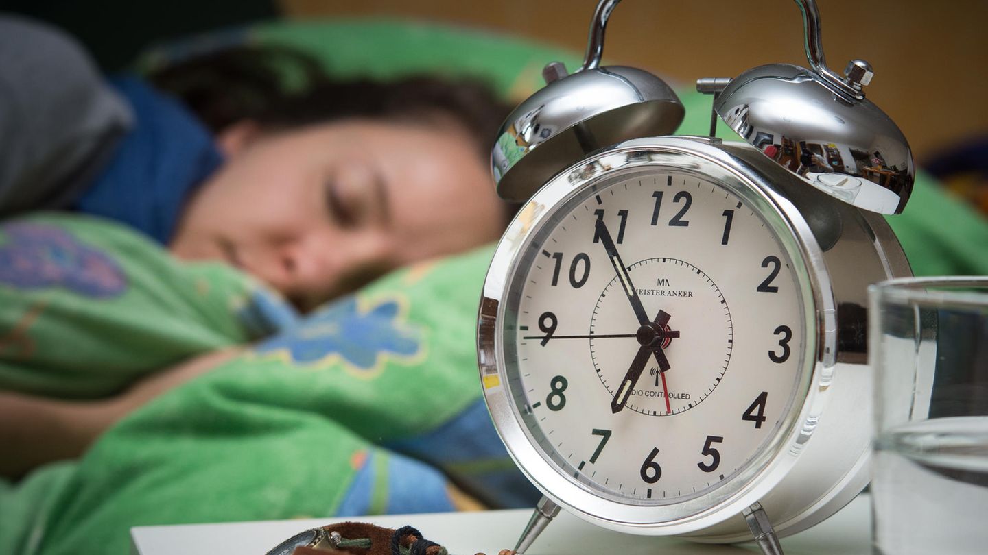 Time change 2025: Why are we still turning the clock?