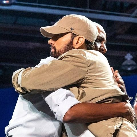 Barack Obama herzte Rapper Eminem in Detroit