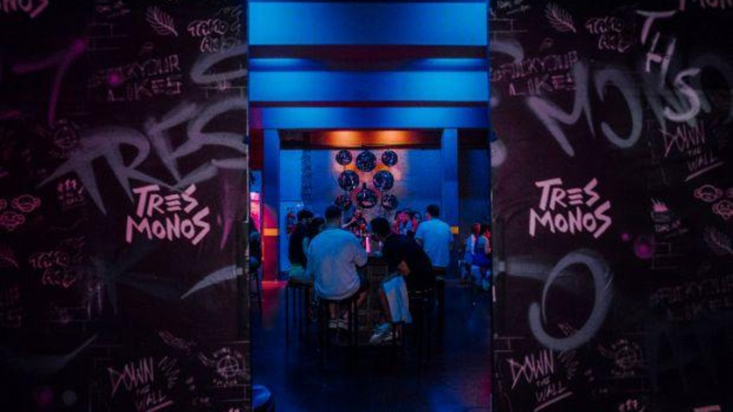 Best Bars: Tres Monos