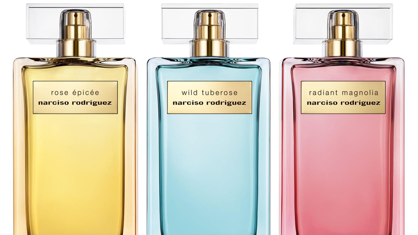 Ein neuer Duft von Narciso Rodriguez als Geschenk-Klassiker    Düfte sind einfach der Geschenk-Klassiker schlechthin. Und tatsächlich zeigt eine Studie des Handelsverbands Deutschland (HDE), dass Parfüm und Kosmetikartikel zu den meistverkauften Produkten in der Vorweihnachtszeit gehören. Bis zu 25-30 Prozent der Befragten geben an, Parfüm als Geschenk in Betracht zu ziehen oder auf ihrer Wunschliste zu haben. Und wenn es ein Parfüm sein soll, dann hat Narciso Rodriguez gleich drei neue Interpretationen der Musc Collection veröffentlicht. Die Düfte Rose Épicée EdP Intense, Wild Tuberose EdP Intense und Radiant Magnolia EdP Intense riechen nicht nur fantastisch, sondern auch die Flacons machen sich besonders schön im Badezimmerregal. Zu finden sind die Düfte in Parfümerien und im Online-Handel.
