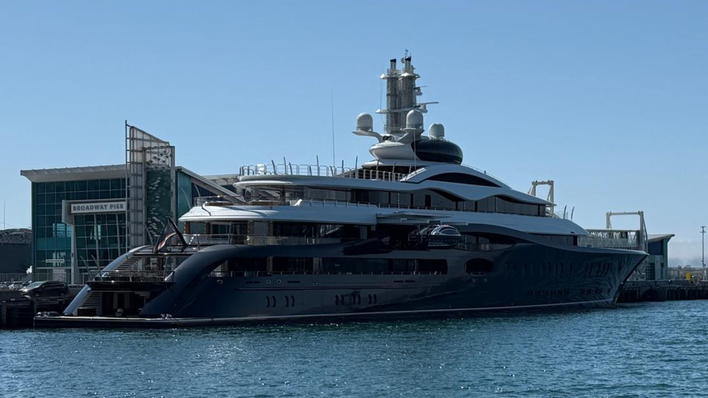 Mark Zuckerberg Yacht San Diego