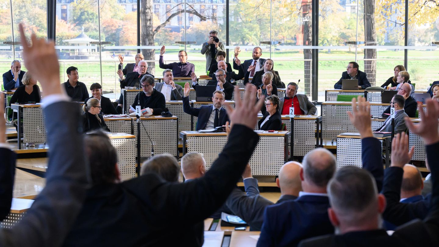 Saxony: BSW votes for AfD proposal – SPD interrupts explorations