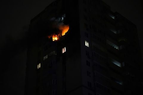Feuer in Kiewer Wohnblock