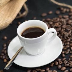 Billige Bohnen, hohe Preise & Co.: So perfide tricksen Kaffeehersteller