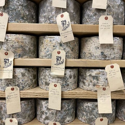 In Grossbritannien hat Neal's Yard Dairy mit seinen Käsesorten, Bioprodukte als Delikatessen etabliert