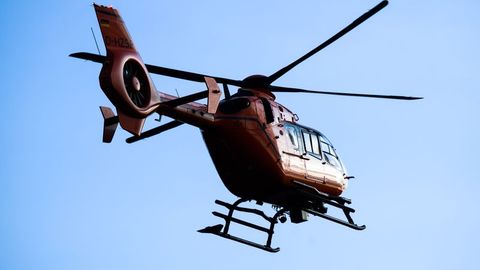 In mindestens zwei Fällen sind am Wochenende in Thüringen Menschen bei Verkehrsunfällen so schwer verletzt worden, dass die Unfa