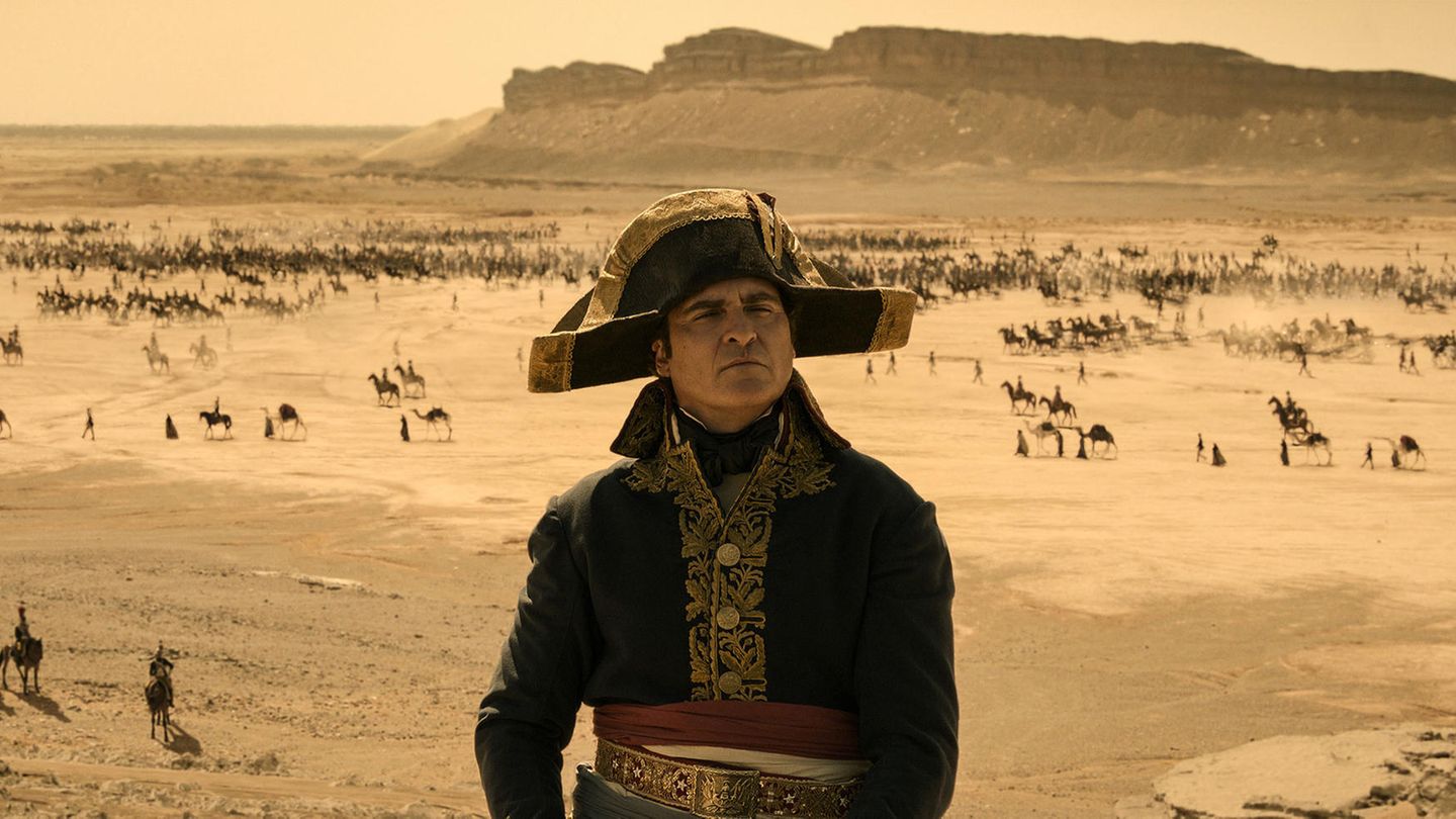 Joaquin Phoenix als Napoleon