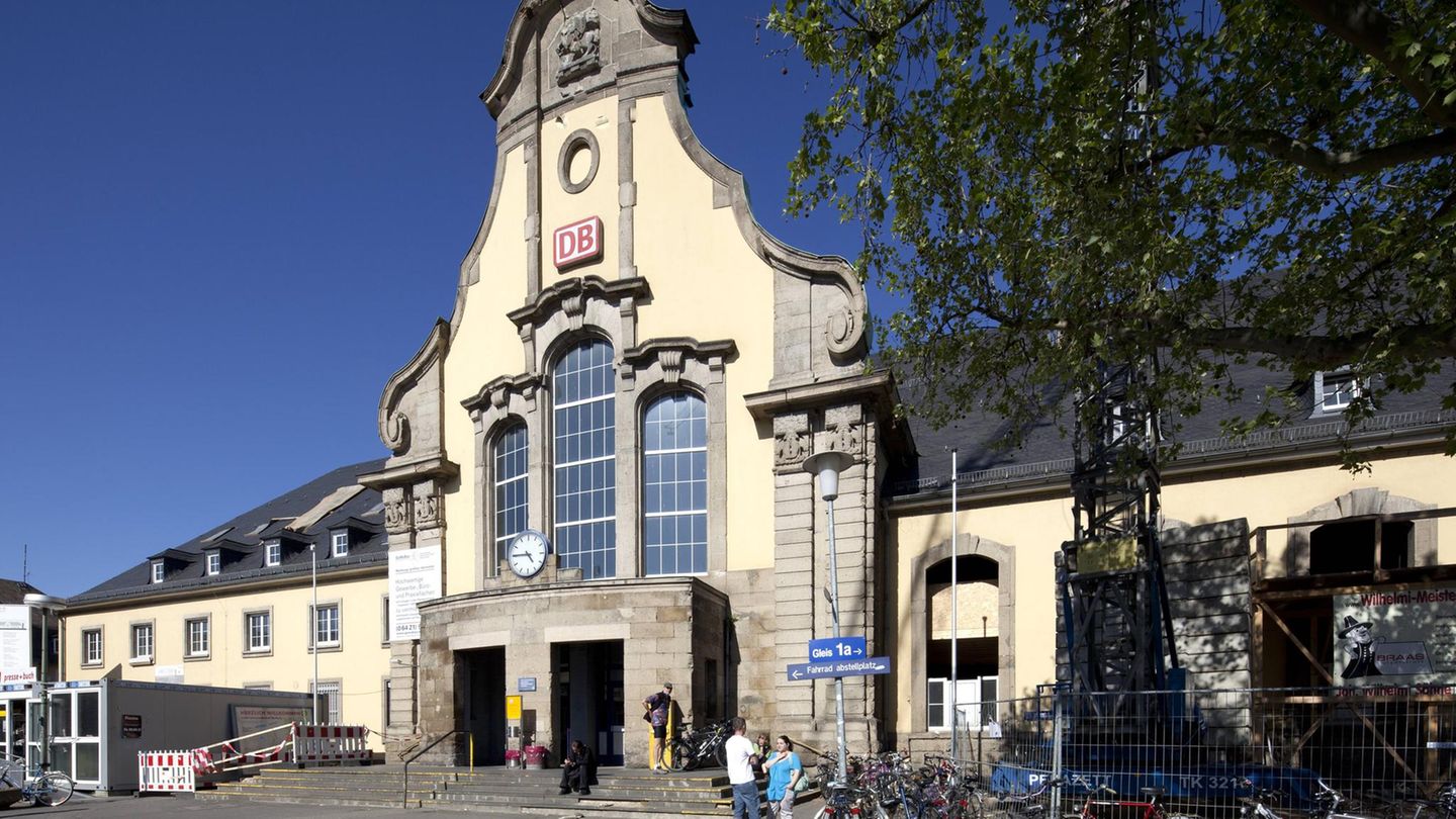 Bahnhof des Jahres 2015: Marburg Bahnhof des Jahres 2015: Marburg
