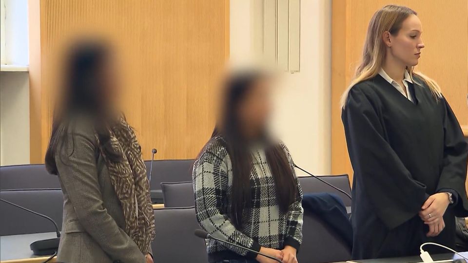 In Regensburg wurde eine Krankenschwester verurteilt, welche in mehreren Fällen Patienten betäubt hat, um sie auszurauben. Dabei kam es zu Todesfällen der betäubten Patienten.