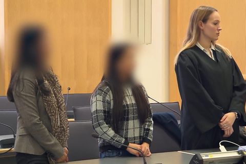 In Regensburg wurde eine Krankenschwester verurteilt, welche in mehreren Fällen Patienten betäubt hat, um sie auszurauben. Dabei kam es zu Todesfällen der betäubten Patienten.