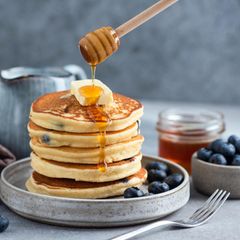 Pancake Maker  Fluffy buttermilk blueberry pancakes with honey