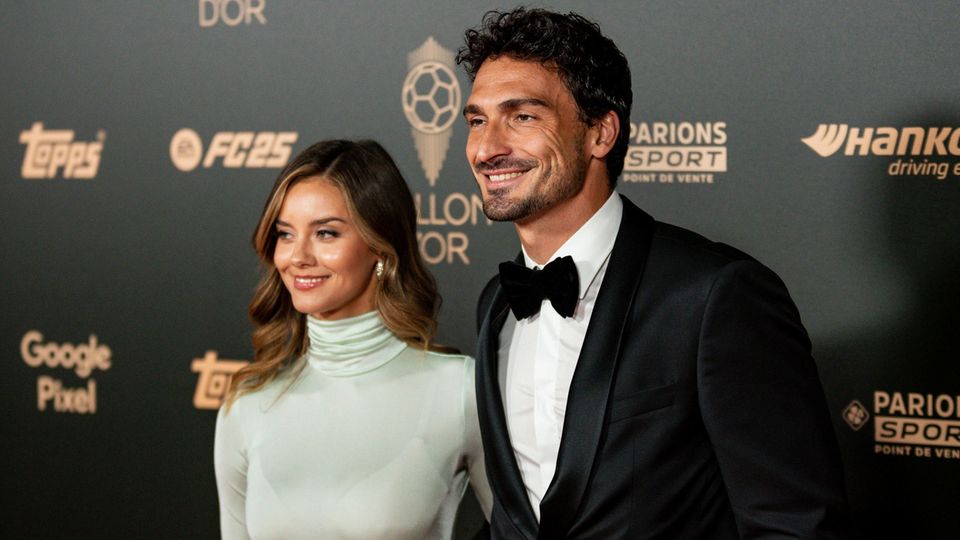 Diese 25 Jahre junge Influencerin ist Mats Hummels neue Freundin Jetzt ist es offiziell! Nach der Scheidung von Cathy Hummels 2022 ist das die erste Beziehung, die der deutsche Fußballspieler öffentlich macht.