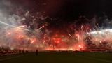 Buenos Aires, Argentinien. Ist das noch Fußball oder schon Silvester? Beim Pokal-Halbfinale zwischen River Plate und Atletico Mineiro zündeten Fans ein gigantisches Feuerwerk. Dem Spiel half es nicht: Es endete torlos