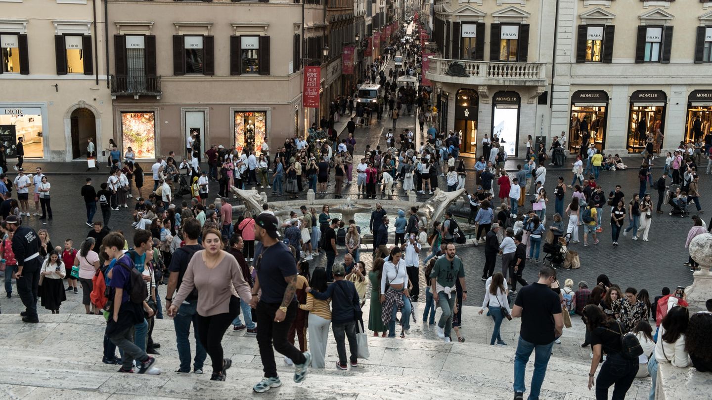 Housing chaos in Rome: How landlords are pushing citizens out of the city