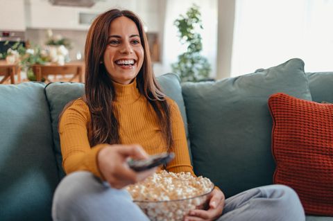 Im Mittelklasse-Segment überzeugt LG Kunden und Experten mit den Modellen der B4-Reihe. Aktuell gibt es den LG OLED-B49LA stark rabattiert.