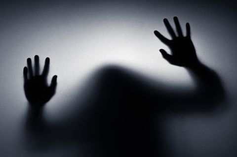 Der Schatten eines Mannes annoym