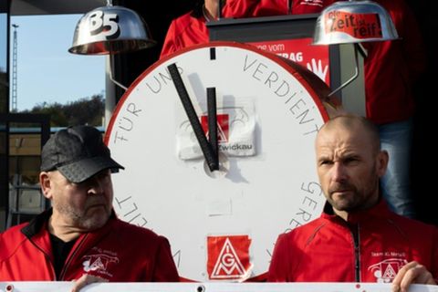 Protestierende VW-Gewerkschafter