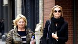Erna und Heidi Klum auf der Straße