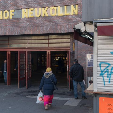 Sprengstoff-Fund: Die Kontrolle fand am Berliner S-Bahnhof Neukölln statt