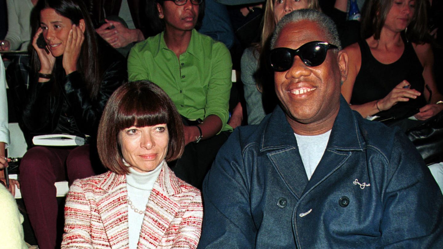 Wintour und Talley auf einer Modenschau im Jahr 2000 in New York