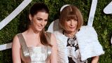 Bee Shaffer und ihre Mutter Anna Wintour auf dem roten Teppich der British Fashion Awards 2014 in London