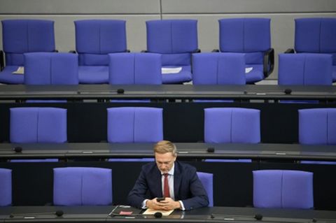 Christian Lindner auf der Regierungsbank im Bundestag