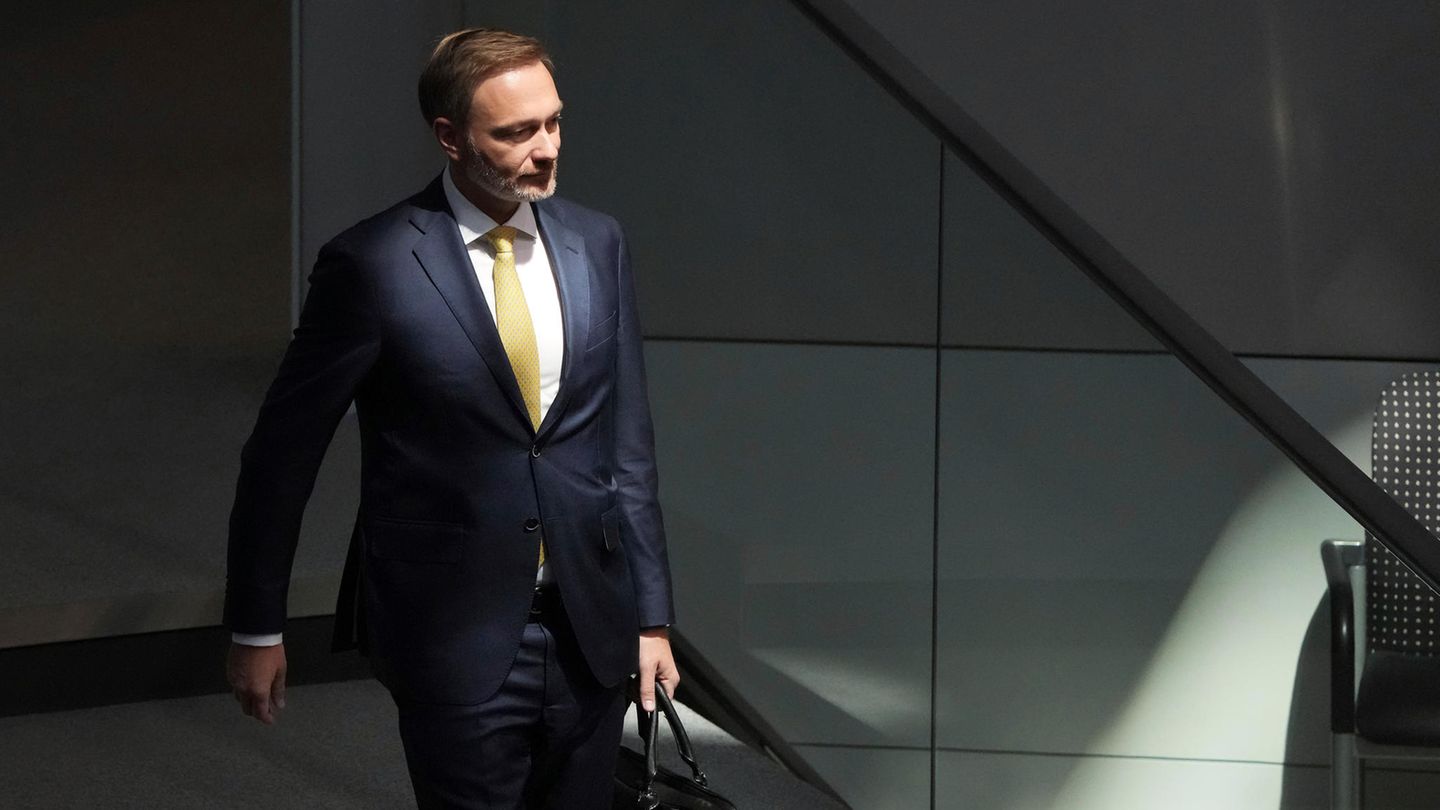 Lindner’s Lambsdorff paper: The FDP leader’s reckoning
