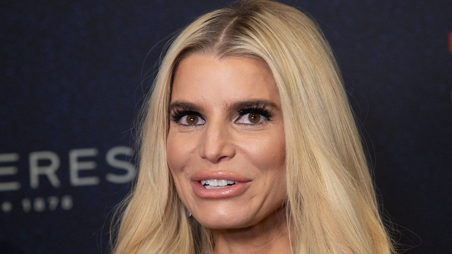 US-S-ngerin-Jessica-Simpson-erinnert-auf-Instagram-an-ihren-Kampf-gegen-Alkohol
