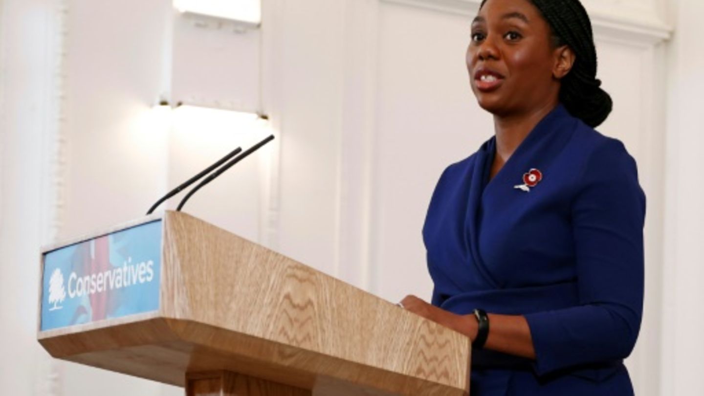 Badenoch nach ihrer Wahl zur neuen Tory-Chefin