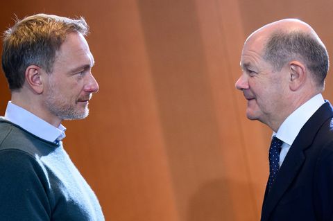 Finanzminister Lindner und Kanzler Scholz bei einer Besprechung