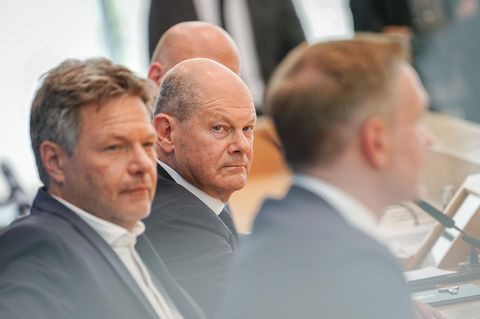 Olaf Scholz Regierung Ampel Berlin Lindner Habeck