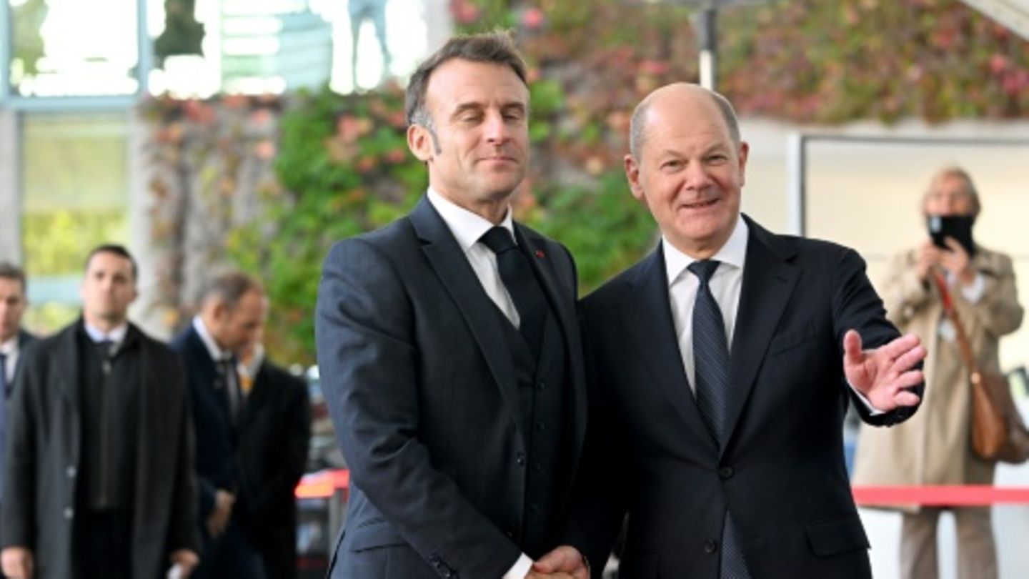 Scholz(r.)und Macron