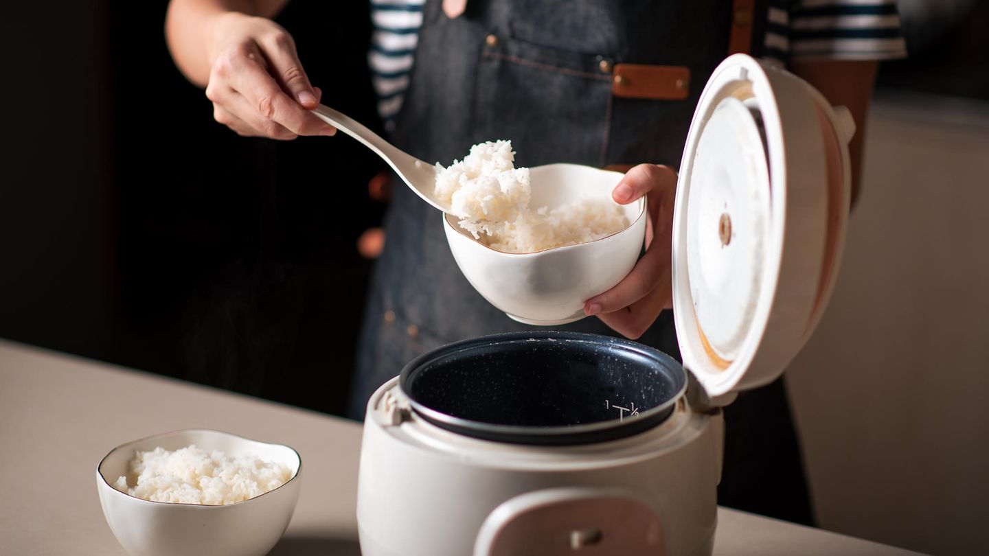 Antihaftbeschichtet: Reis kochen ohne Ankleben: Dieses Gerät ist heute um 47 % reduziert