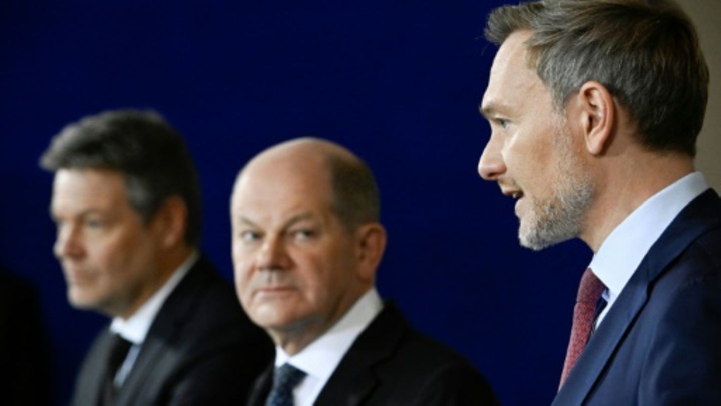 Scholz mit Lindner und Habeck