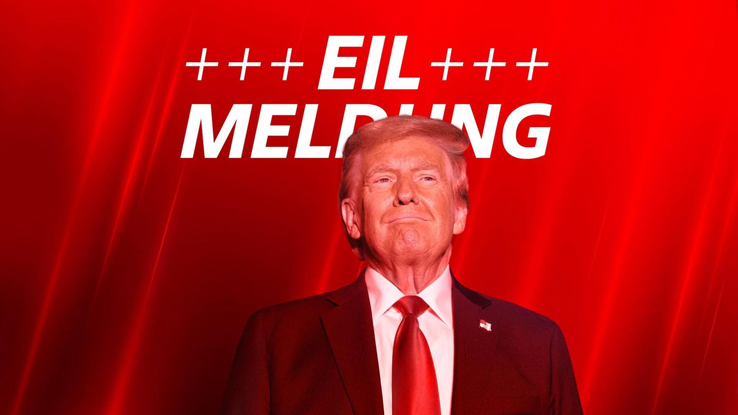 Donald Trump freigestellt auf rotem Hintergrund