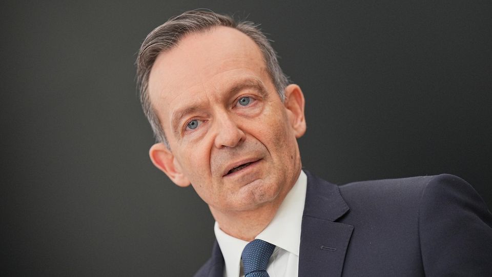 Nach dem Rücktritt der FDP-Minister entschied Volker Wissing aus seiner Partei auszutreten und in seinem Amt zu bleiben.