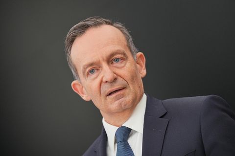 Nach dem Rücktritt der FDP-Minister entschied Volker Wissing aus seiner Partei auszutreten und in seinem Amt zu bleiben.