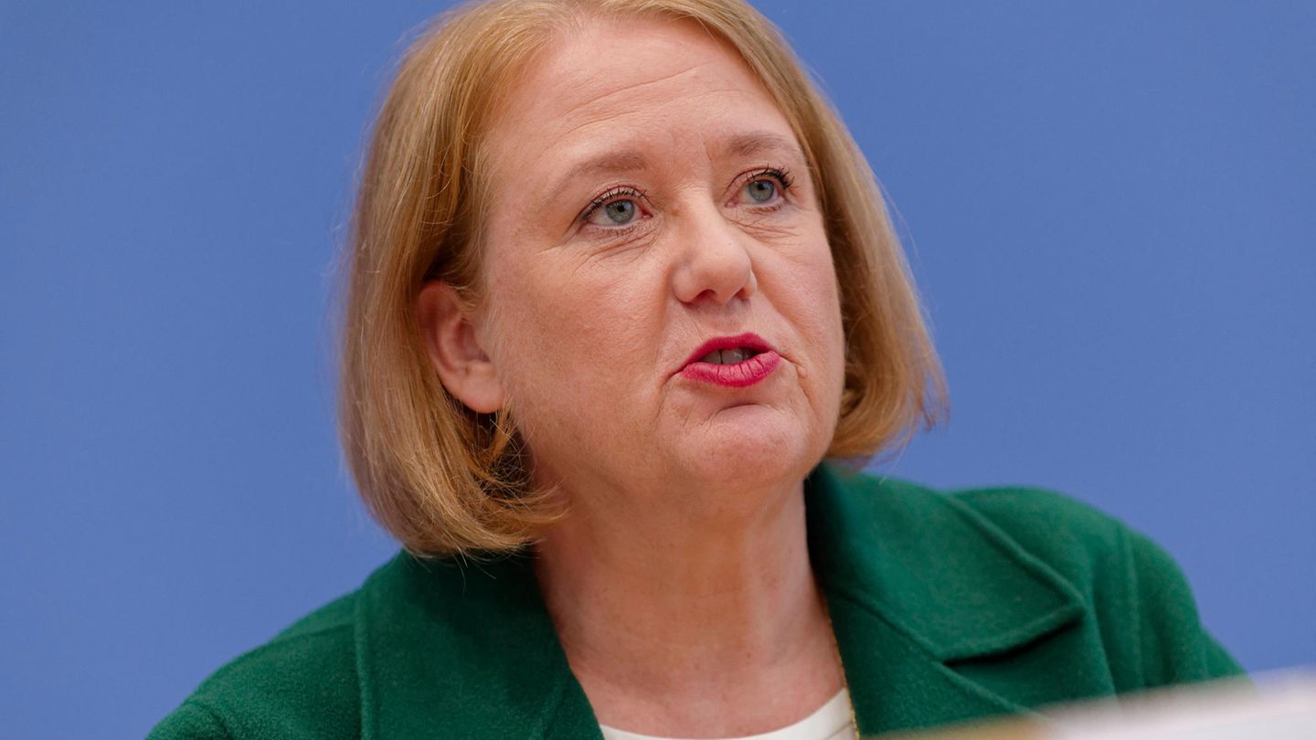 Lisa Paus