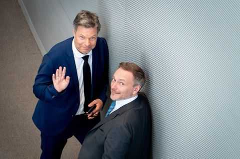Lindner und Habeck lachen in die Kamera – aus besseren Tagen der Ampel
